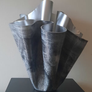 Vase silver