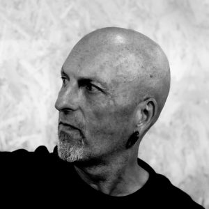 e0fa270b-ebde-4611-9497-7c29d32479fa